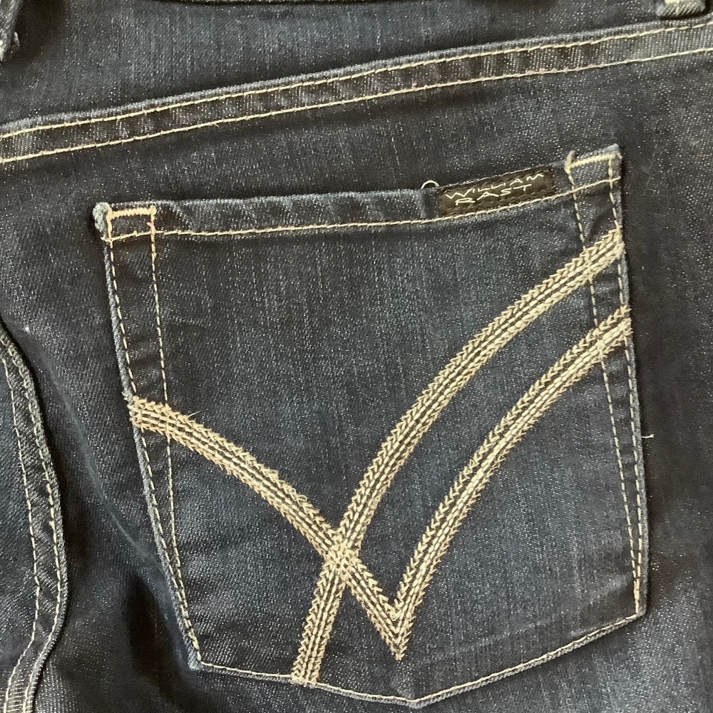 Gently used. Womens 30 William Rast Ultra Skinny jeans. NICE!